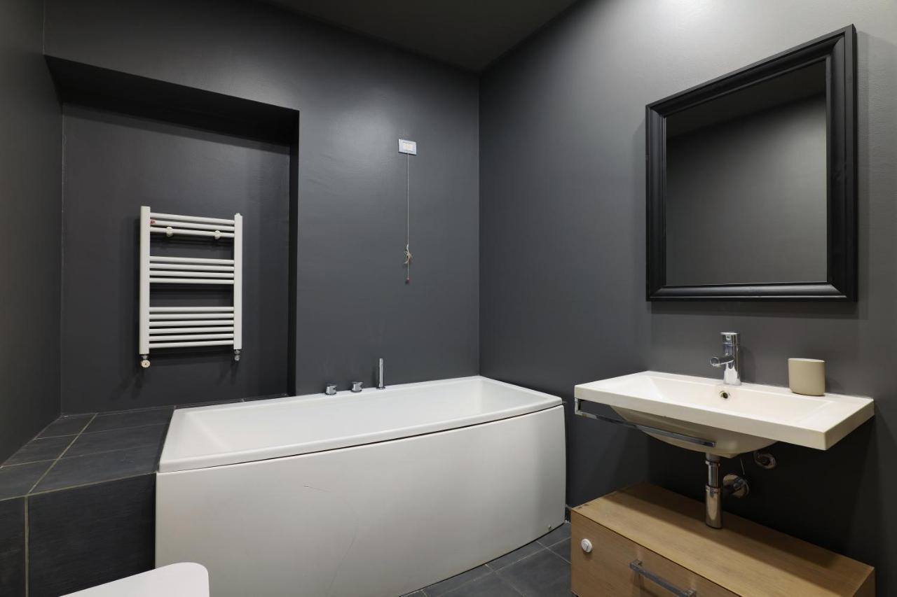 Castello Luxury Apartment - In The Heart Of Milan Exterior photo